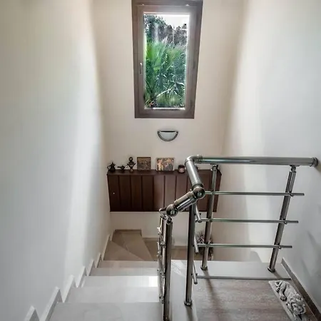 Hotel Marmaris Cetibeli Koyunde 4+1 Dogayla Ic Ice